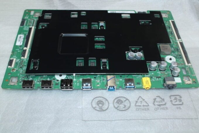 Samsung Bn94-17636D Main Board For Ls32Bg852Nnxgo, Bn94 17636D 4 Lcdmasters Canada