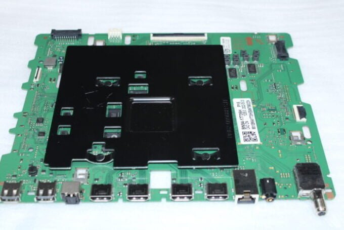Samsung Bn94-17735H Main Board For Qn55Q82Bafxzc, Bn94 17735H 4 Lcdmasters Canada